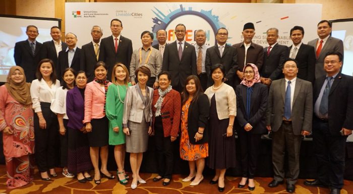 Lupakan Isu Politik, Danny Didapuk Jadi Pembicara di Asean Mayor Forum 2018