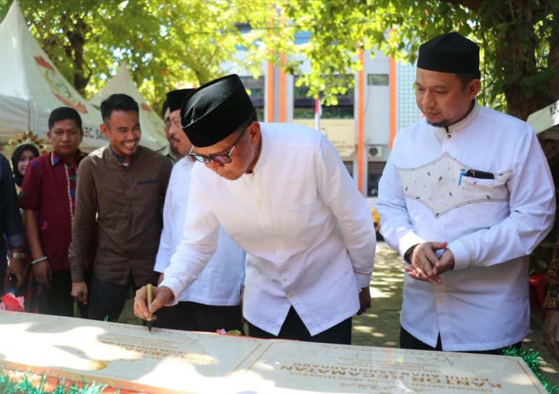 Iqbal Dampingi Gubernur Resmikan Gedung Pelayanan di Kepulauan Sangkarrang