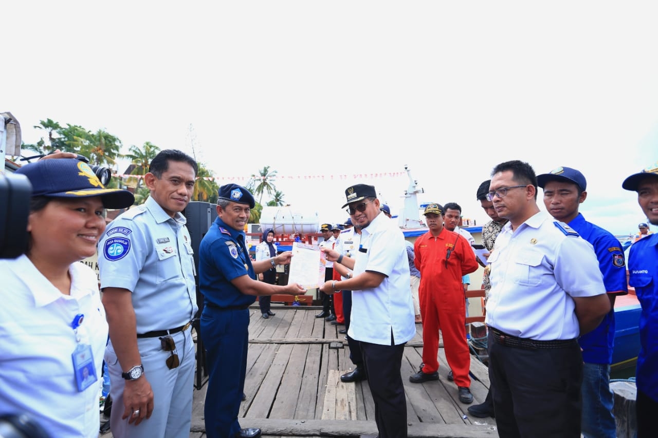 Pj Walikota Lounching Kapal Pelra Benawa Nusantara