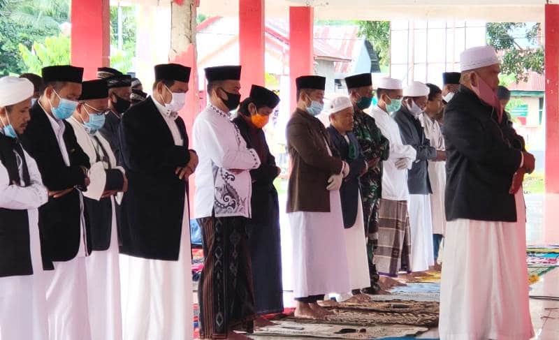 Shalat Idul Adha Ditengah Pandemi Covid-19 Berlangsung Hikmat di Lapangan Merdeka Pasangkayu