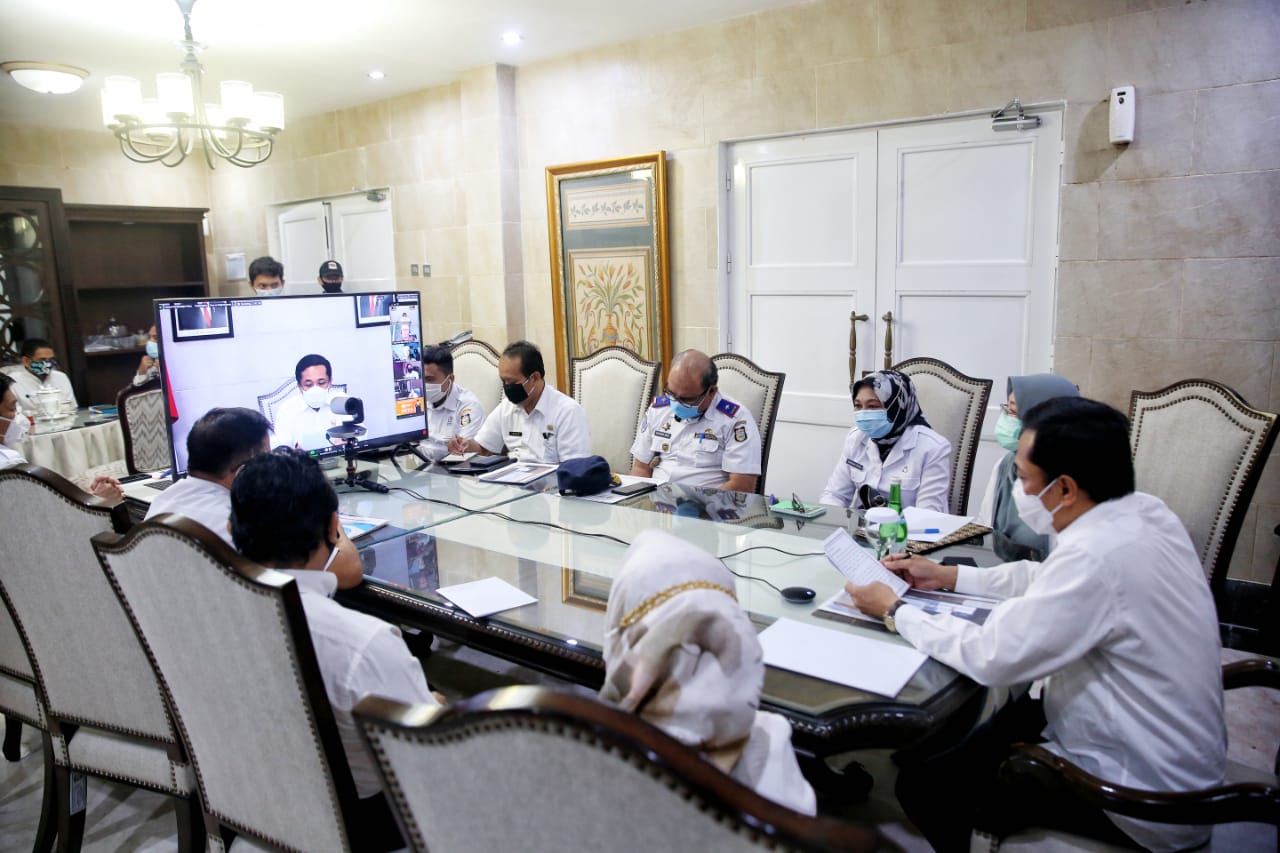 Pj Walikota Makassar Bahas Smart City Bersama Unhas dan Asian Development Bank
