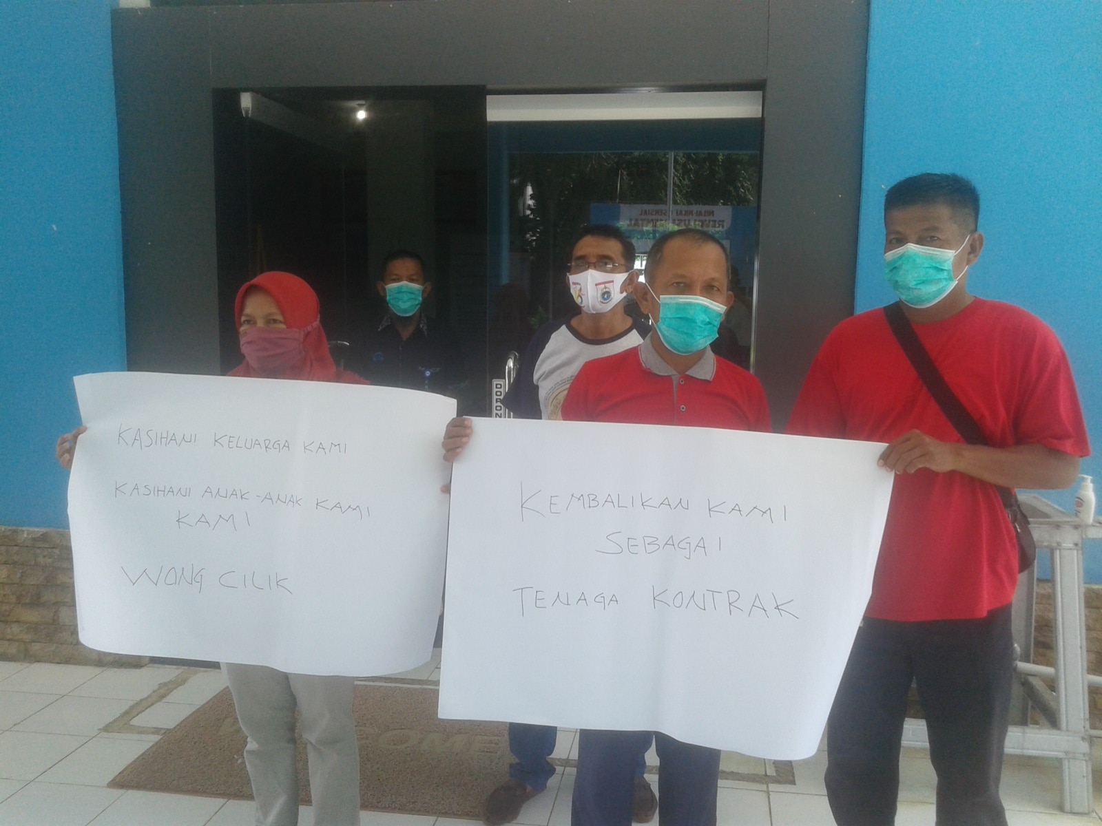 Usai Kena PHK, Suheni Protes ke Kantor BKKBN Sulbar