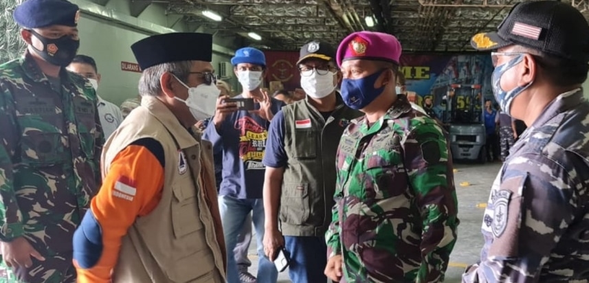 Gubernur Sulbar Terima Bantuan Korban Gempa dari Pemprov Jatim dan TNI-AL