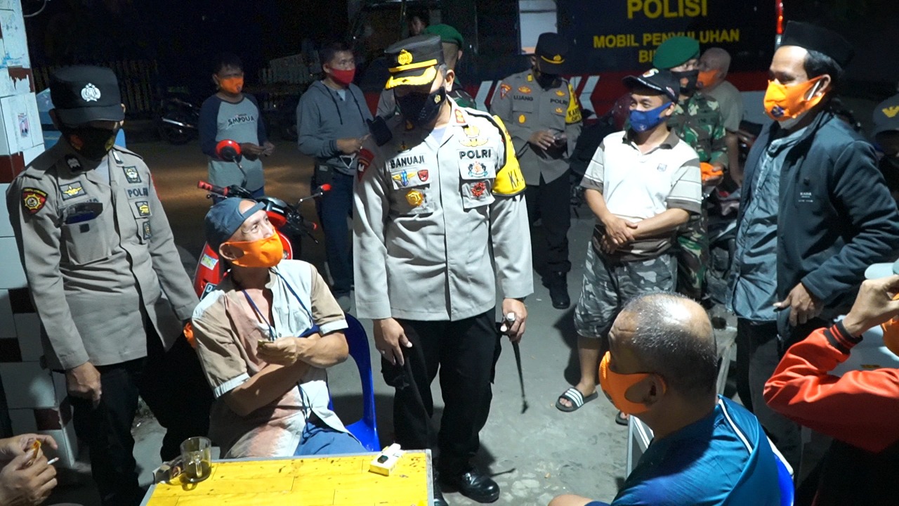 Antisipasi Kamtibmas Penerapan PPKM, Polres Majene Patroli Skala Besar bersama TNI