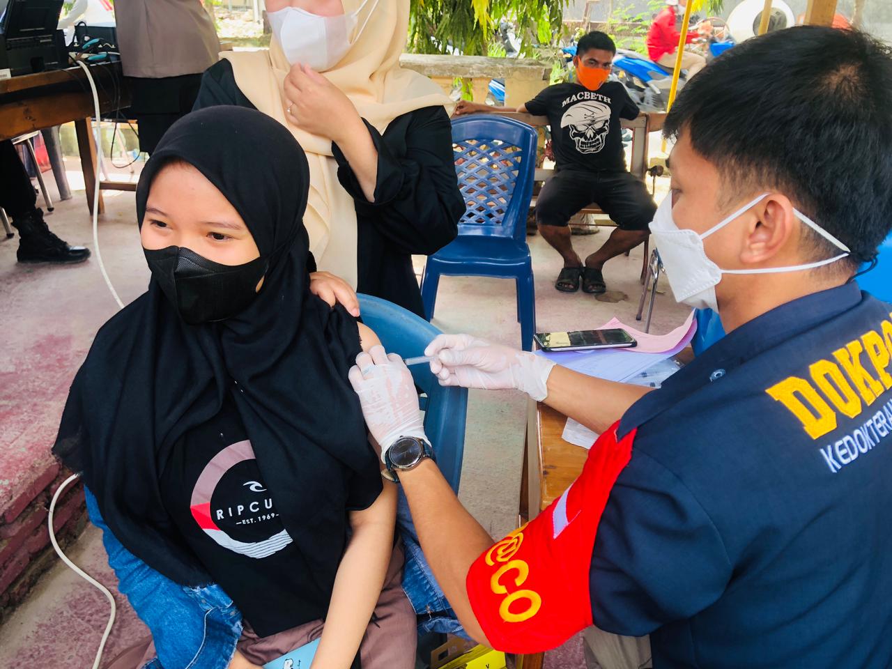 Gerai Vaksin Polres Majene, Pentingnya Kesehatan dan Keselamatan Bersama