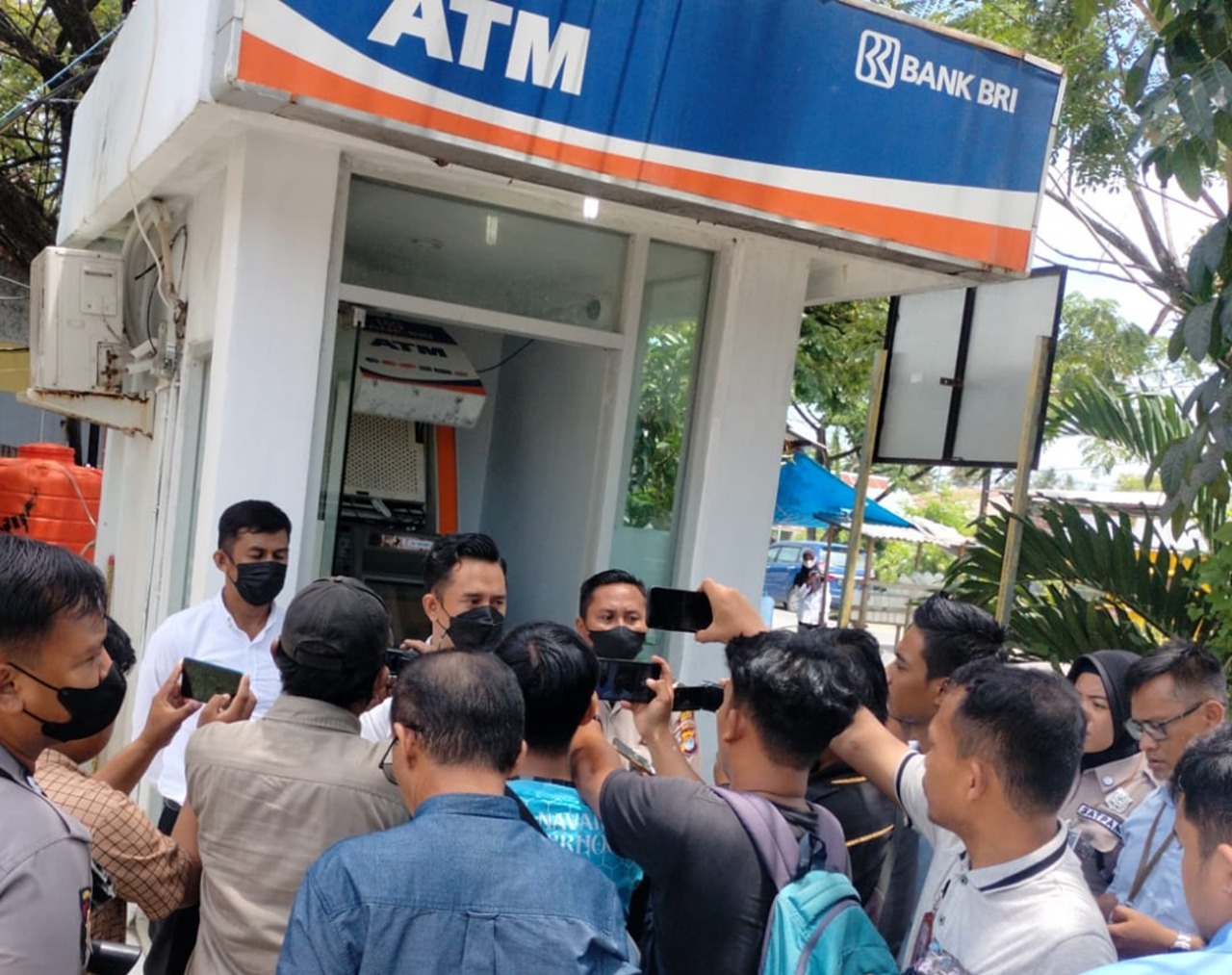 Ratusan Juta Raib, Maling Bobol 2 Mesin ATM di Majene