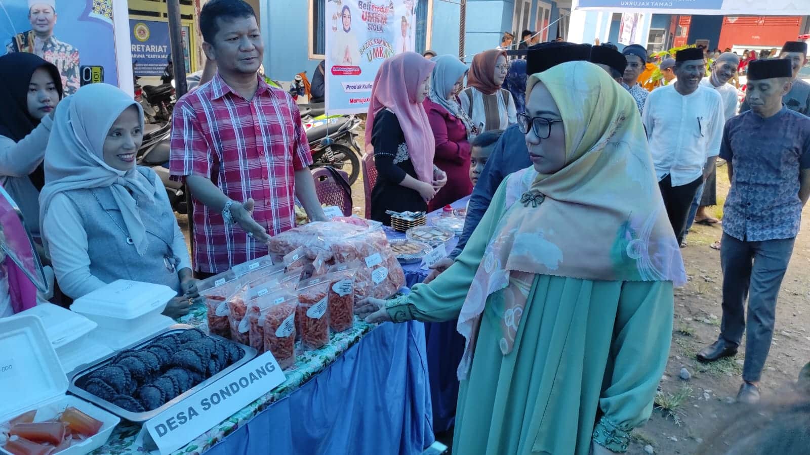 Safari Ramadhan, Sutinah Apresiasi Pasar UMKM di Kalukku