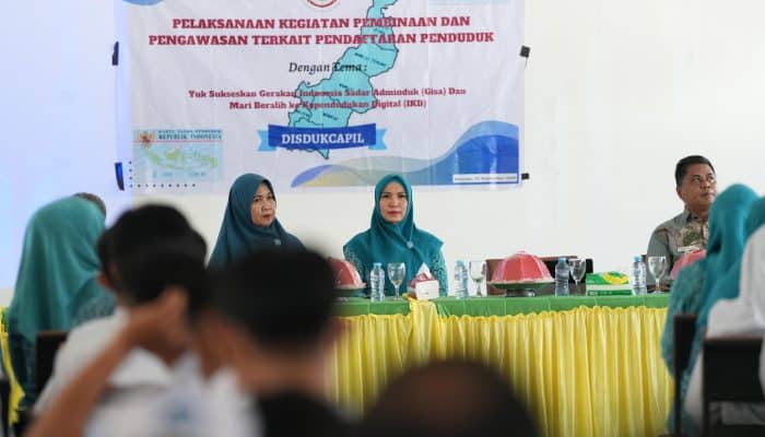 Inisiasi Usia 17 Ikut Pilkada, TP PKK Sulbar Kolaborasi Discapil Rekam e-KTP di Sekolah