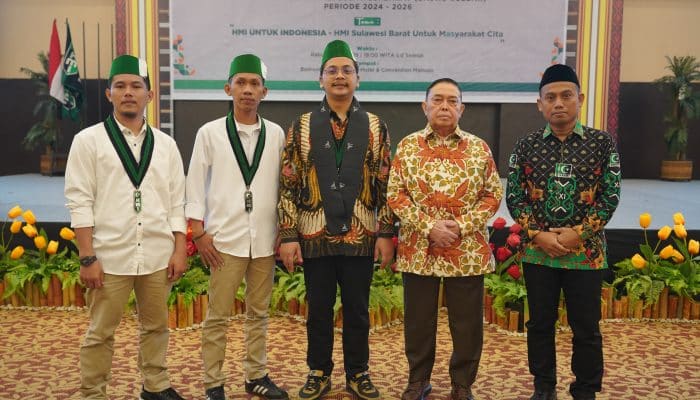 Hadiri Pelantikan Badko HMI Sulbar, Wagub: HMI Organisasi Mahasiswa Tertua di Indonesia