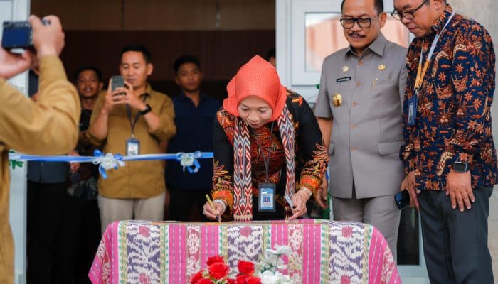 Dukung Pendidikan Berkualitas, Gubernur Suhardi Duka Apresiasi Peresmian Kantor GTK