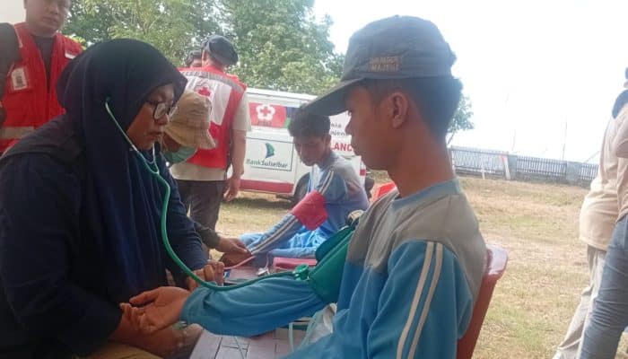 Hadiri “Student Of Sandeq”, PMI Majene Dukung Pelestarian Budaya dan Keselamatan Peserta