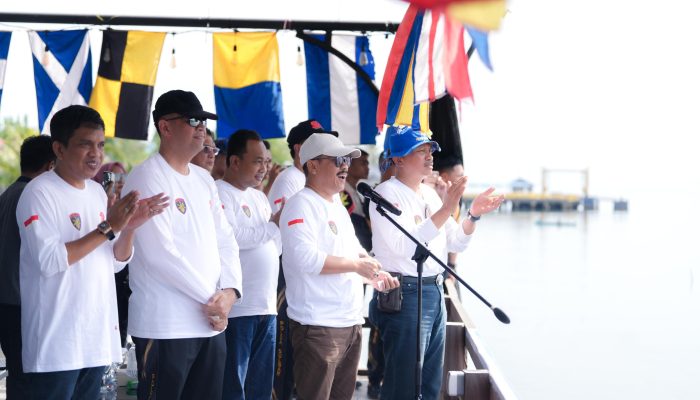 Lomba Perahu Katinting Sambut HUT Bhayangkara, SDK: Terimakasih Kapolda Sulbar