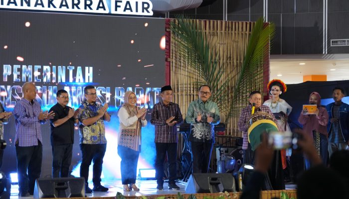 Launching Logo Sandeq Silumba, Simbol Keberanian Orang Mandar