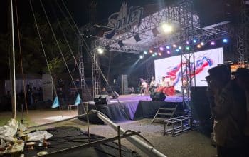 “Sayang-sayang” Menggema Meriahkan Pembukaan Sandeq Silumba