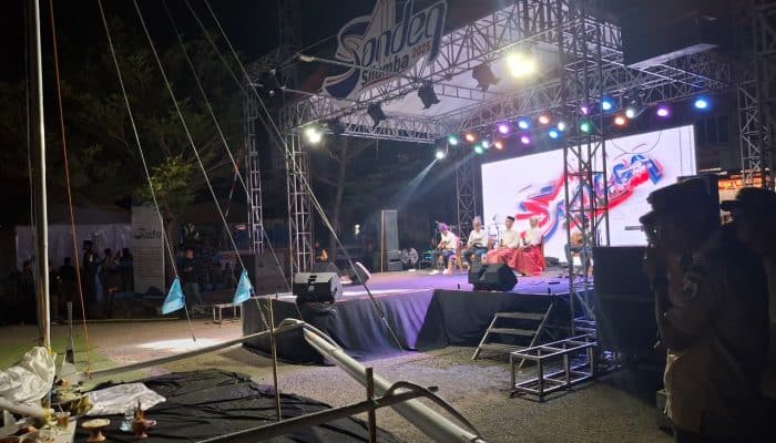 “Sayang-sayang” Menggema Meriahkan Pembukaan Sandeq Silumba