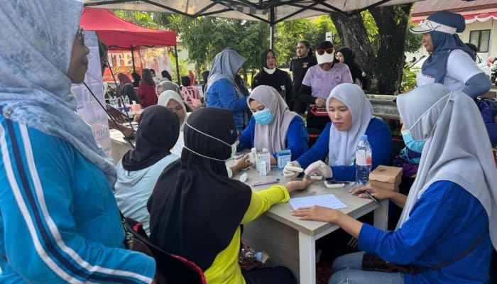 Dinkes Sulbar Gelar Pemeriksaan Kesehatan di RRI Fest Mamuju, Dukung Visi Sulbar Maju dan Sejahtera